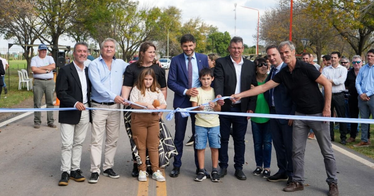 Pullaro inauguró tres tramos de repavimentación de rutas provinciales