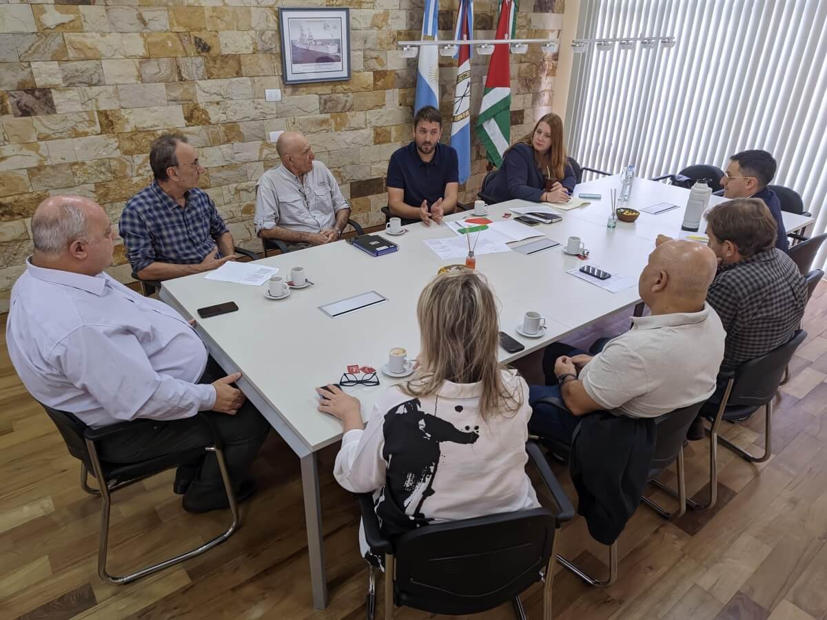 Reunión clave en Romang: presentan proyecto para gas industrial con financiamiento provincial. Potencial cambio para el sector productivo local