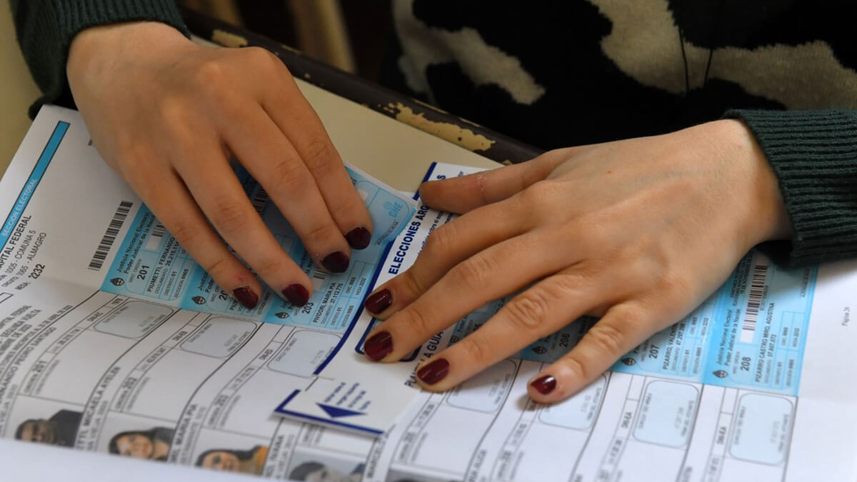 Comienza el pago a las autoridades que participaron en los comicios provinciales de abril. Será a partir de este jueves 15 de mayo a través del Nuevo Banco de Santa Fe y las bocas de pago de Santa Fe Servicios.