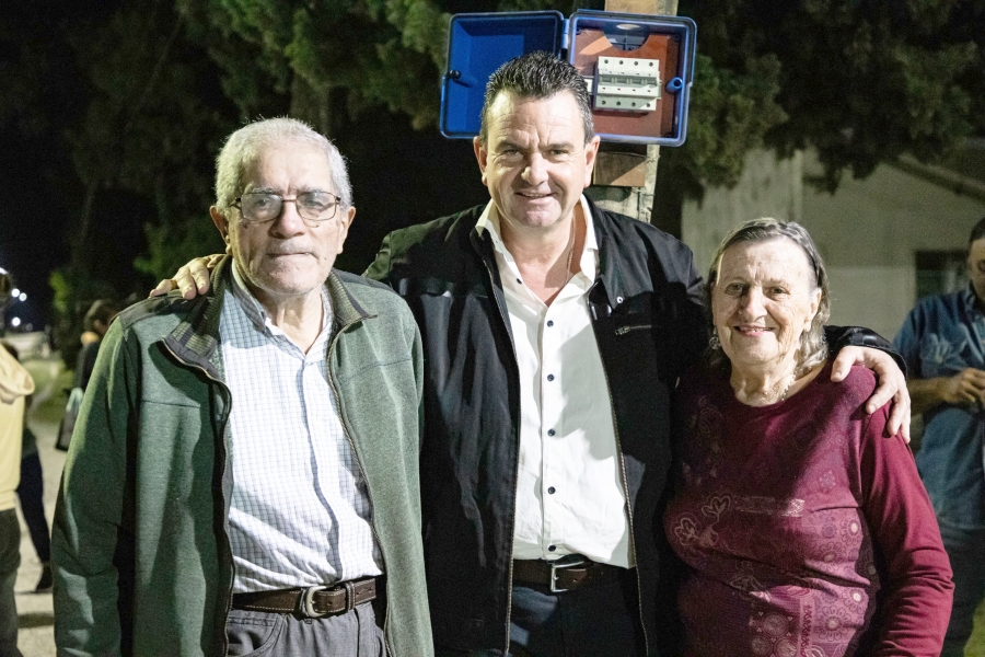 El Gobierno de Malabrigo inauguró un conjunto de obras de infraestructura en los barrios Rincón de Italia y Santa Rosa de Lima que mejoran la calidad de vida de los vecinos.