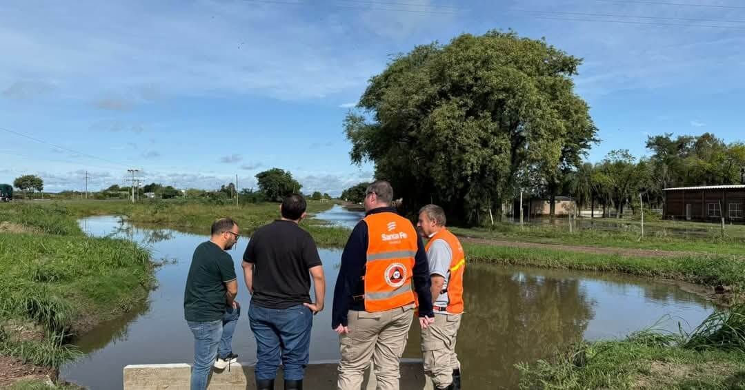 Imagenes de la ciudad de Villa Ocampo anegadas tras las intensas lluvias de 270 mm que afectaron a más de 200 familias