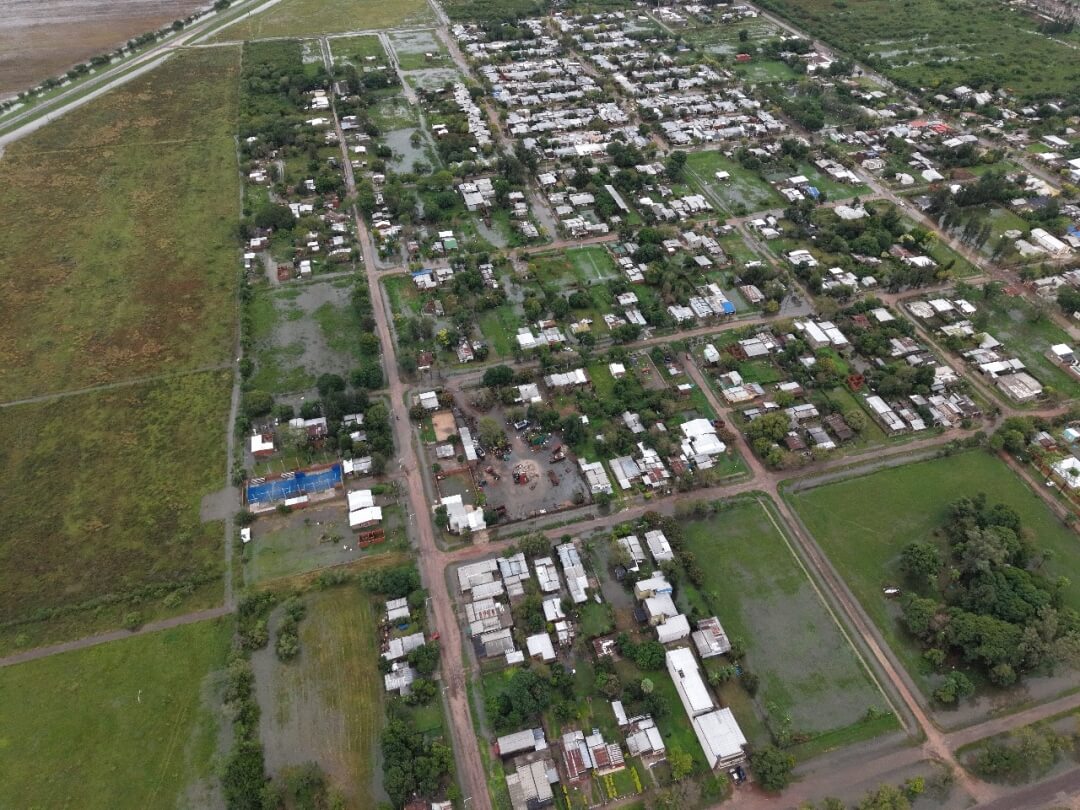 Imagenes de la ciudad de Villa Ocampo anegadas tras las intensas lluvias de 270 mm que afectaron a más de 200 familias