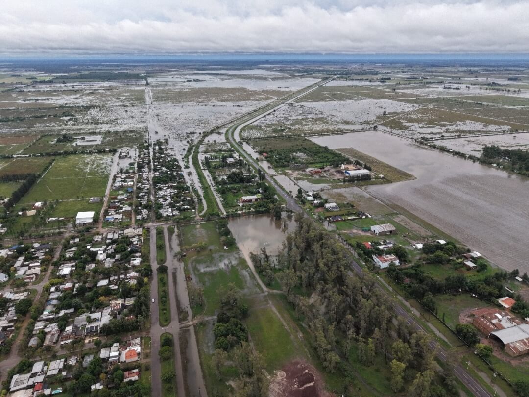 Imagenes de la ciudad de Villa Ocampo anegadas tras las intensas lluvias de 270 mm que afectaron a más de 200 familias