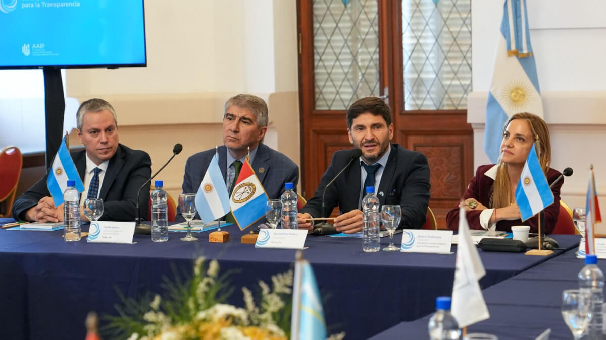 Pullaro durante la Asamblea del Consejo Federal para la Transparencia, realizada en Santa Fe.