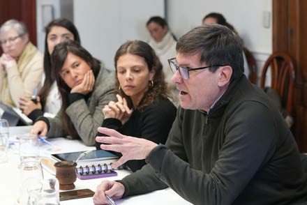 El ministro de Educación José Goity durante su presentación en la Legislatura de Santa Fe sobre los resultados de la evaluación de lectura