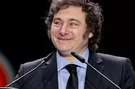 El presidente Javier Milei durante una entrevista donde explicó los alcances del swap con Estados Unidos.