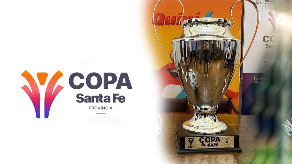 Logo de la Copa Santa Fe junto al trofeo del torneo