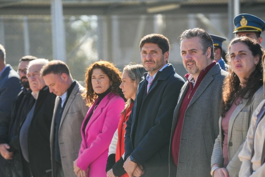 Autoridades participando del acto de inaguración de los nuevos pabellones de la penitenciaría de Santa Felicia