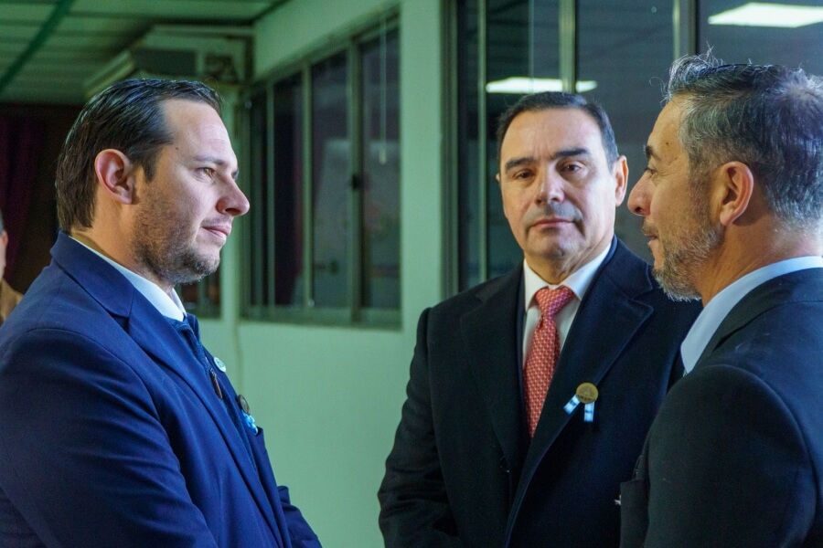 El intendente Cristian Marega junto al gobernador Gustavo Valdés en un momento de los actos por el Bicentenario de Bella Vista