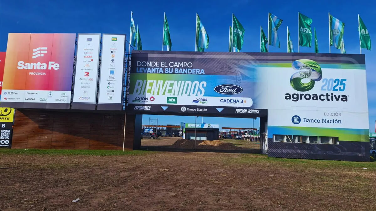 Ingreso al stand del INTA en Agroactiva 2025 en Armstrong, Santa Fe
