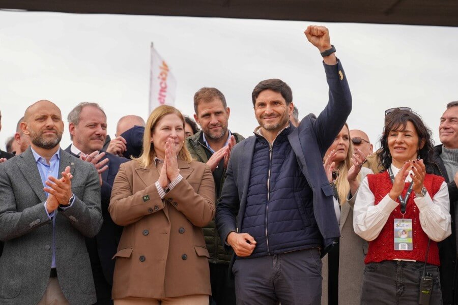 El gobernador Pullaro, junto a la vicegobernadora Scaglia y el ministro Puccini en la inauguración del stand de Santa Fe en AgroActiva 2025