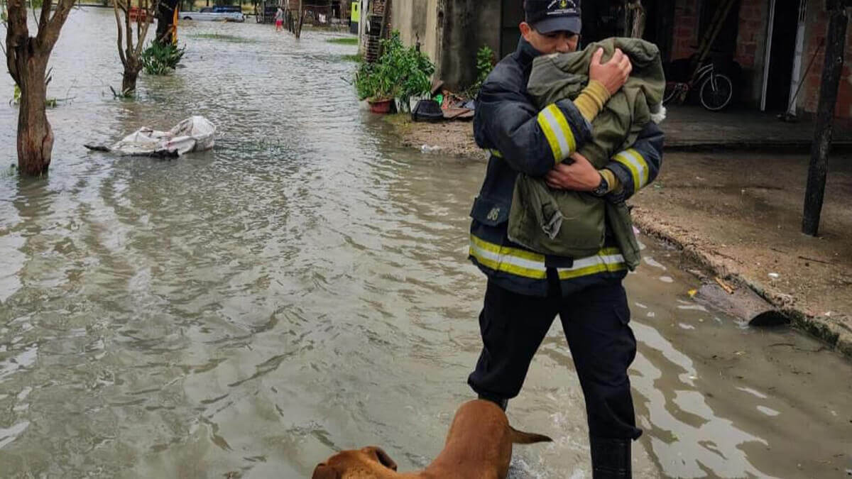 Asistencia a los afectados por el temporal en la ciudad de Vera