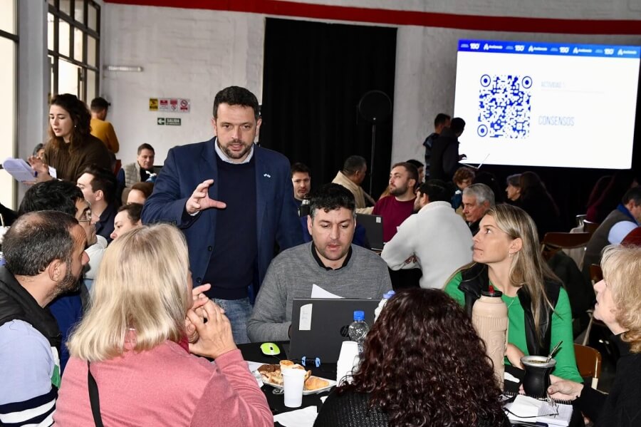 Primer encuentro de participación comunitaria del Plan Estratégico Avellaneda, camino a los 150 años