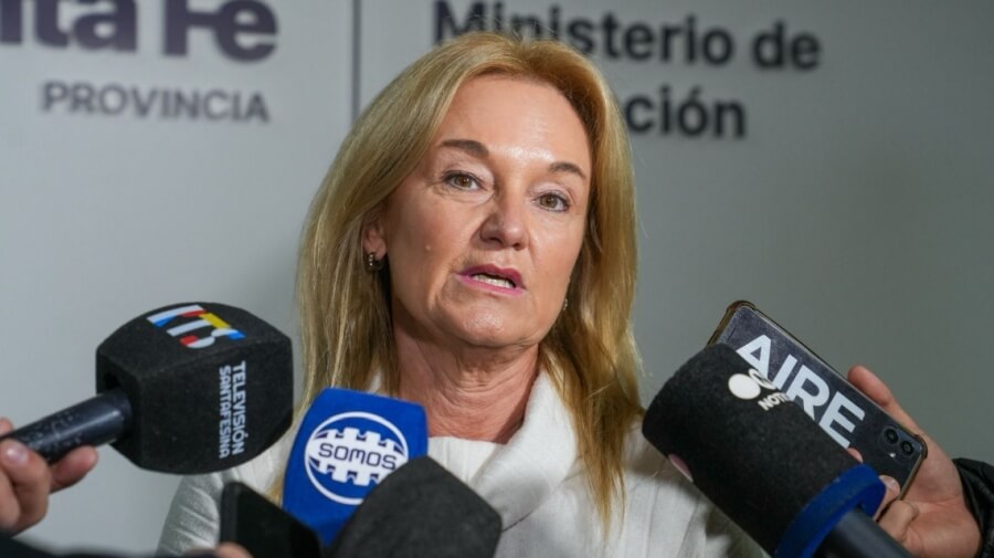 Mariela Bosio, subsecretaria de Educación Secundaria de Santa Fe, explica los alcances del programa Quedate