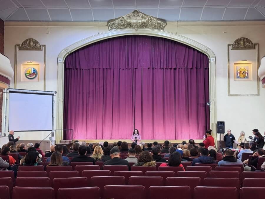 Reinauguración del Teatro Español en Vera