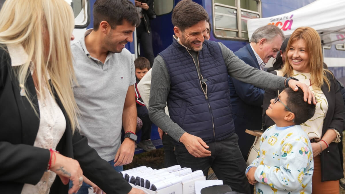 Pullaro en su recorrida por Ceres