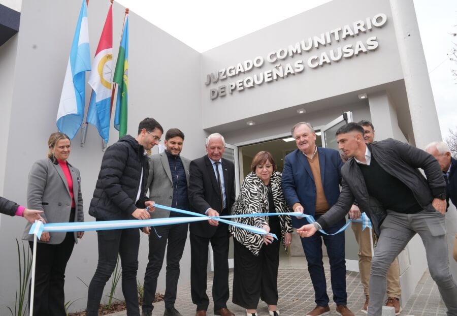 Inauguración del nuevo edificio del Juzgado Comunitario de Pequeñas Causas de Suardi