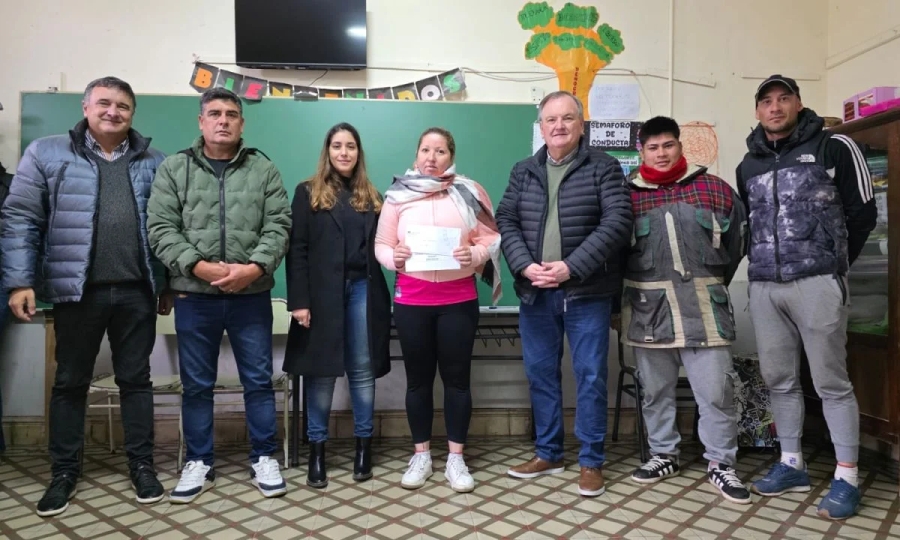 Entrega de aportes del senador Michlig en Soledad