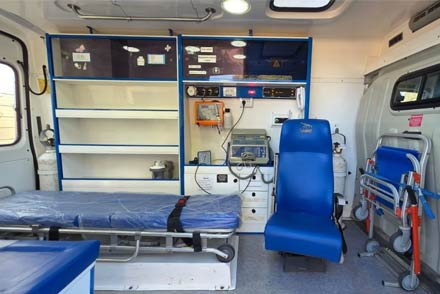 Ambulancia de alta complejidad entregada por el gobierno provincial al Samco de San Guillermo