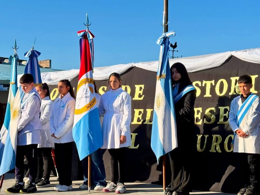 Acto por el cincuentenario de la Escuela Nº 1205 Comandante Luis Piedrabuena del Barrio Itatí de Avellaneda