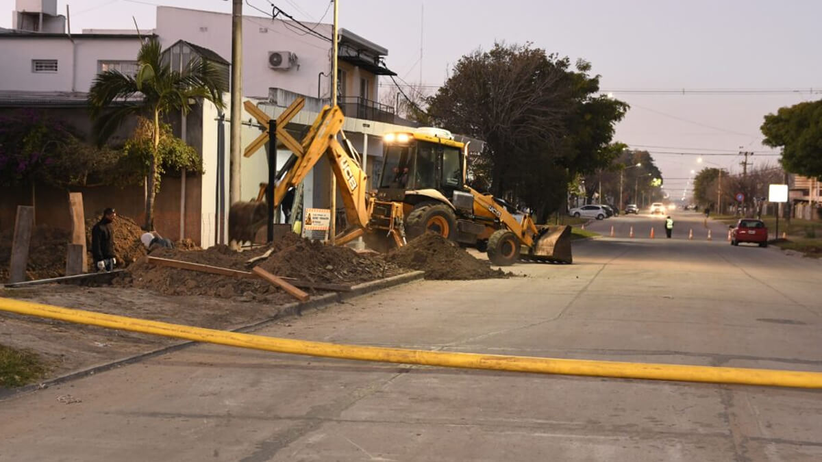 Trabajos para la conexión de la red de gas al Parque Industrial de Avellaneda