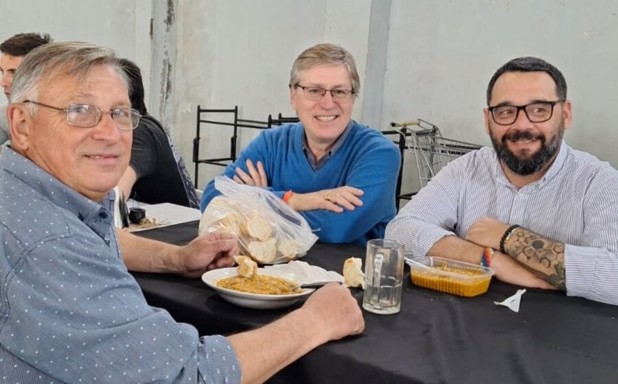 El diputado Chiqui Rojas participó de dos celebraciones populares en el norte santafesino, reafirmando el valor del trabajo colectivo, la cultura y el arraigo.