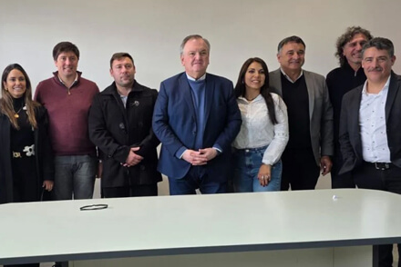 Momento del acto de apertura de sobres para la obra de la Sala del Tomógrafo en el Hospital de San Cristóbal