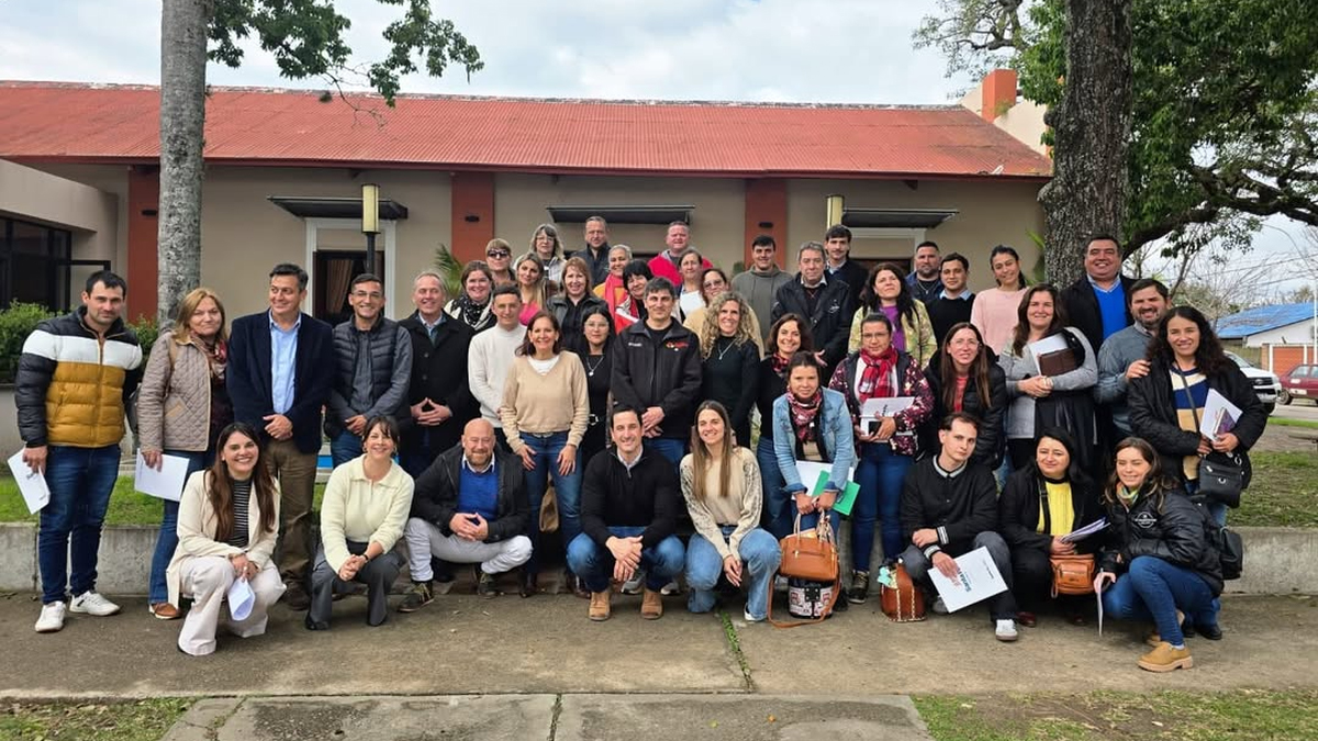 Participantes del taller de turismo realizado en Romang en el marco del Plan de Marketing Turístico Provincial