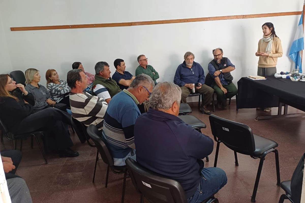 Momento del taller sobre manejo y control del fuego en pastizales realizado en San Javier.