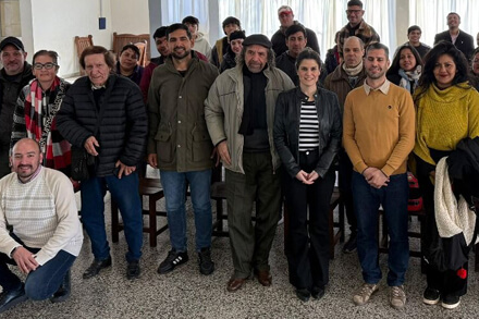 Participantes de la reunión informativa de CreArte Litoral 2025 en Las Toscas, General Obligado.