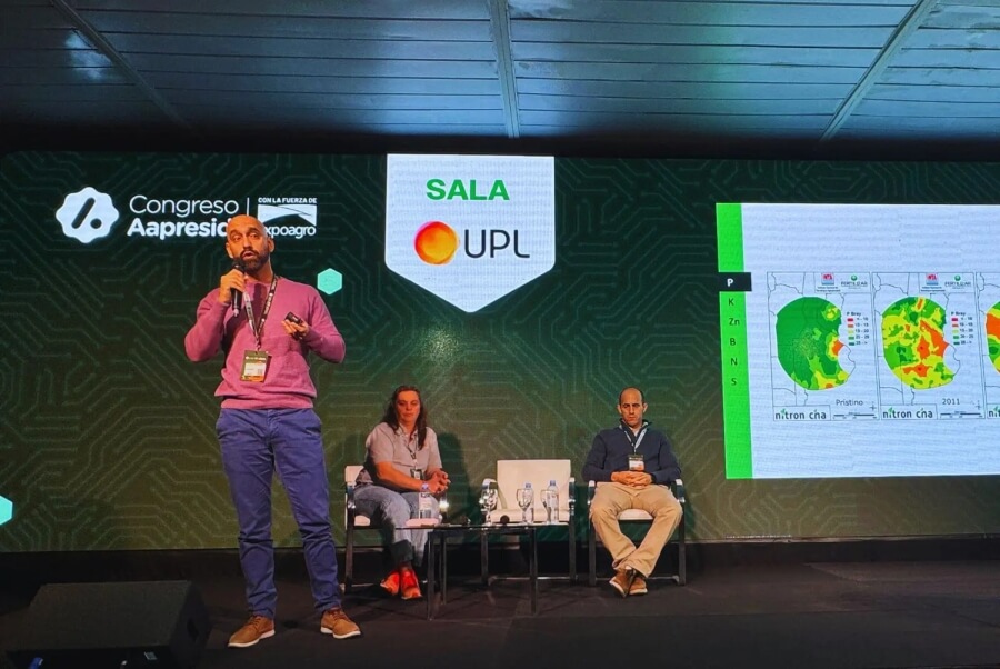 Exposición sobre la fertilidad del suelo durante el Congreso Aapresid 2025