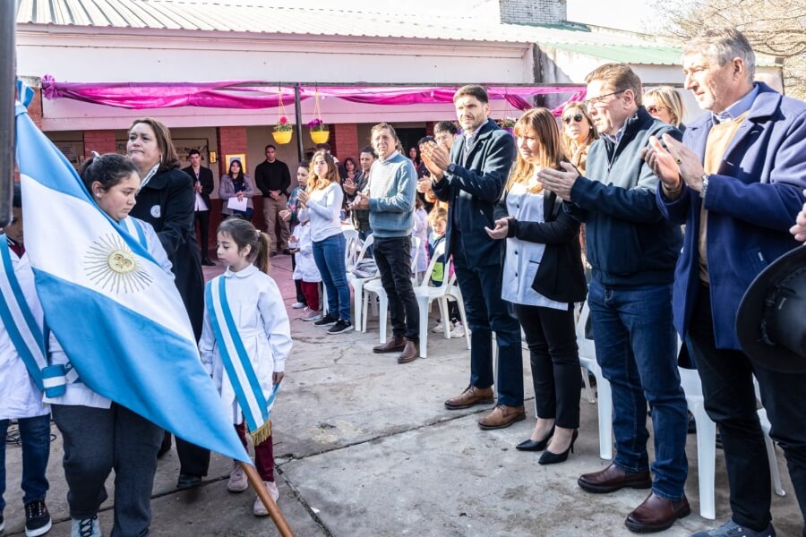 Acto por los 90 años de la Escuela Nº 715 de Colonia La Blanca