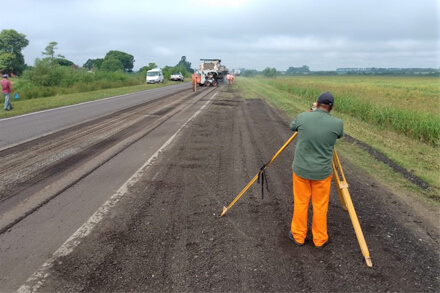 Arreglos y obras de reparación sobre la Ruta Nacional 11 en Santa Fe