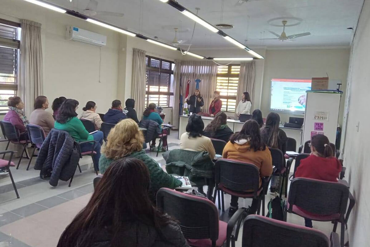 Instante del taller de Cuidados Básicos a la Persona Mayor realizado en Lanteri
