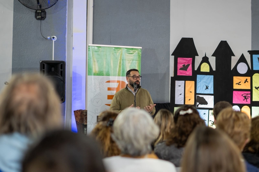 Feria del Libro 2025 en Vera