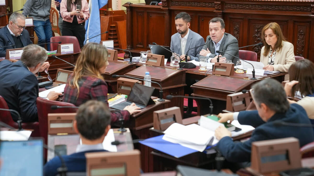 Reunión de la Comisión Redactora de la Convención Reformadora en Santa Fe