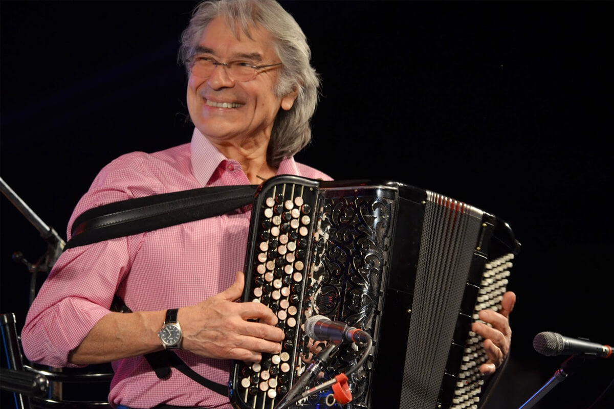 Raúl Barboza