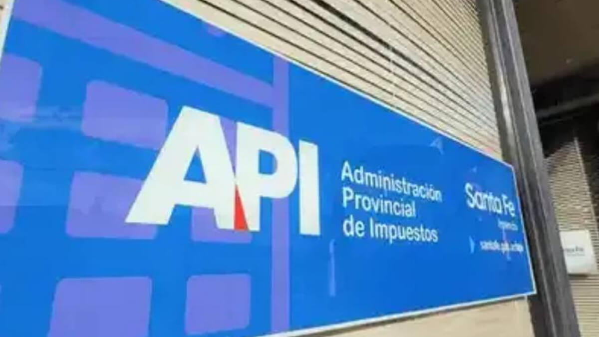 Logo de la Administración Provincial de Impuestos (API) de Santa Fe, en el marco de la ampliación de la exención de Ingresos Brutos