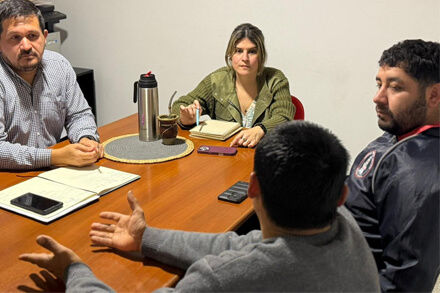 Diputada Charo Mancini reunida con miembros de Bomberos Voluntarios de Las Toscas
