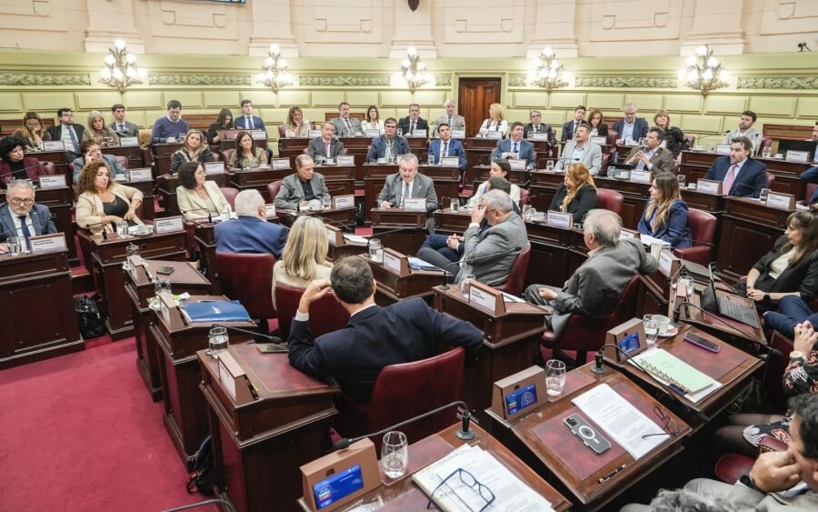 Pleno de la Convención Reformadora durante la sesión de aprobación de la nueva Constitución de Santa Fe