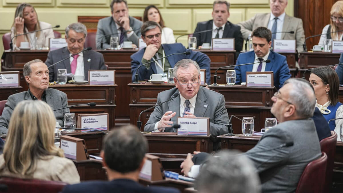 Pleno de la Convención Reformadora durante la sesión de aprobación de la nueva Constitución de Santa Fe