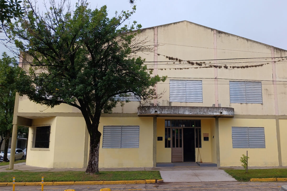 Escuela Técnica N° 451 de Avellaneda, una de las instituciones beneficiadas por el aporte provincial.