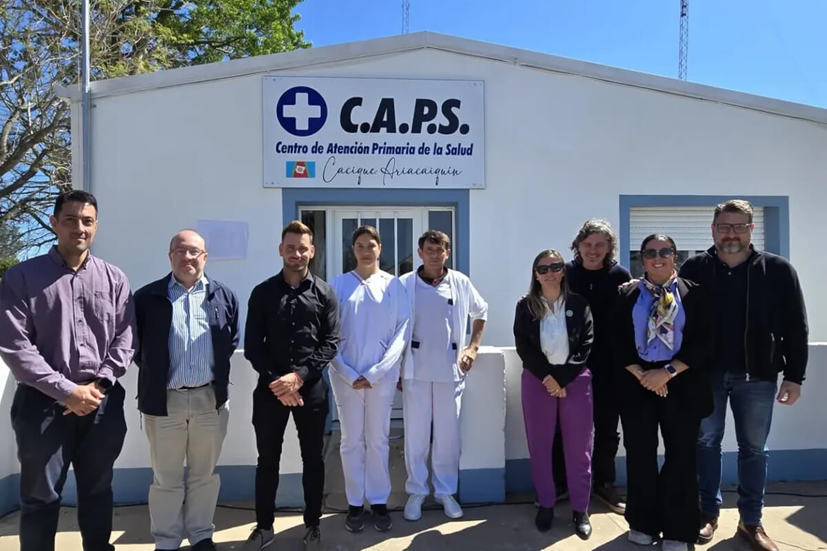 Acto de inauguración de las mejoras en el Centro de Atención Primaria de la Salud de Cacique Ariacaiquín