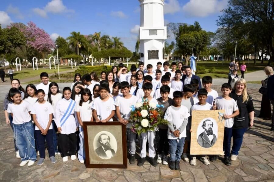 Acto en homenaje a Nicolás Avellaneda