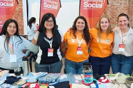 Delegación de Las Garzas participando en el 1° Encuentro Provincial de Economía Social en Santa Fe