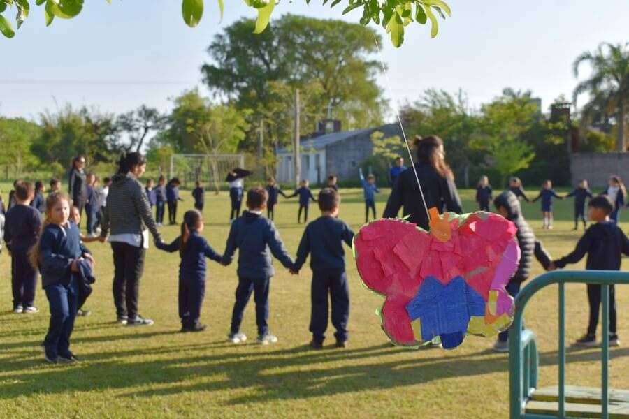 talleres literarios del proyecto “Historias que florecen en La Quinta” en Vera