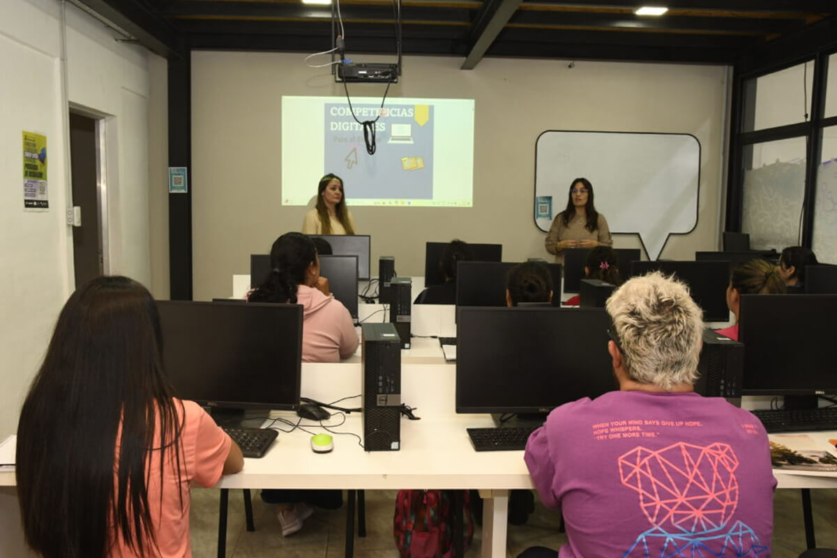 Participantes en anteriores dictados de capacitaciones laborales en Avellaneda