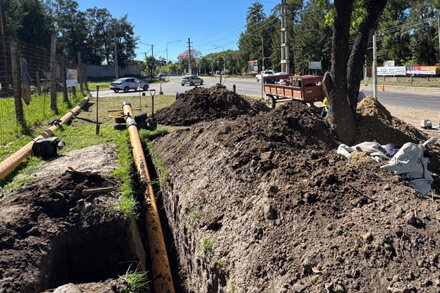 Obras de ampliación de la red de gas natural en Avellaneda, en Calle 21 y Av. Circunvalación