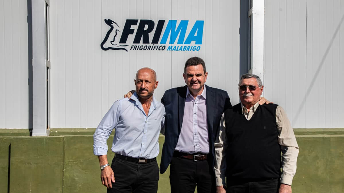 Acto de toma de posesión del Frigorífico Malabrigo por parte de la Unión Agrícola de Avellaneda y la Cooperativa Agropecuaria de Malabrigo.