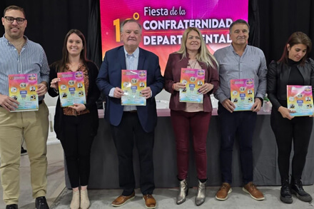 Lanzamiento oficial de la Fiesta de la Confraternidad Departamental 2025 en Ceres con Felipe Michlig, Alejandra Dupouy y Marcelo González junto a autoridades locales
